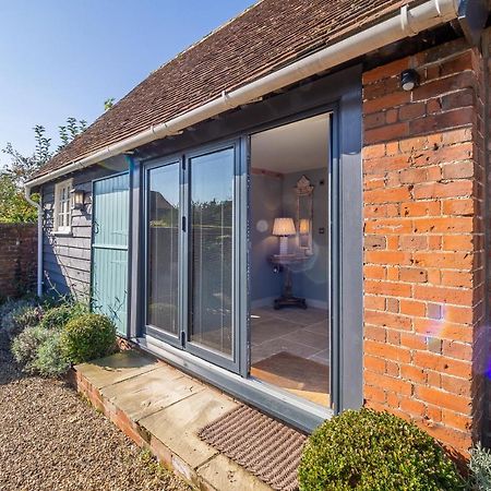 Romantic Cottage In Pretty Village With Great Pubs - Stoke Cartlodge 科尔切斯特 外观 照片