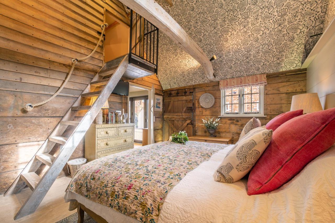 Romantic Cottage In Pretty Village With Great Pubs - Stoke Cartlodge 科尔切斯特 外观 照片