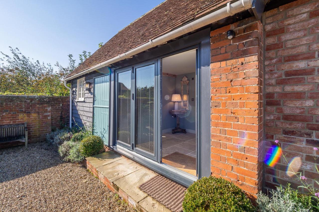 Romantic Cottage In Pretty Village With Great Pubs - Stoke Cartlodge 科尔切斯特 外观 照片