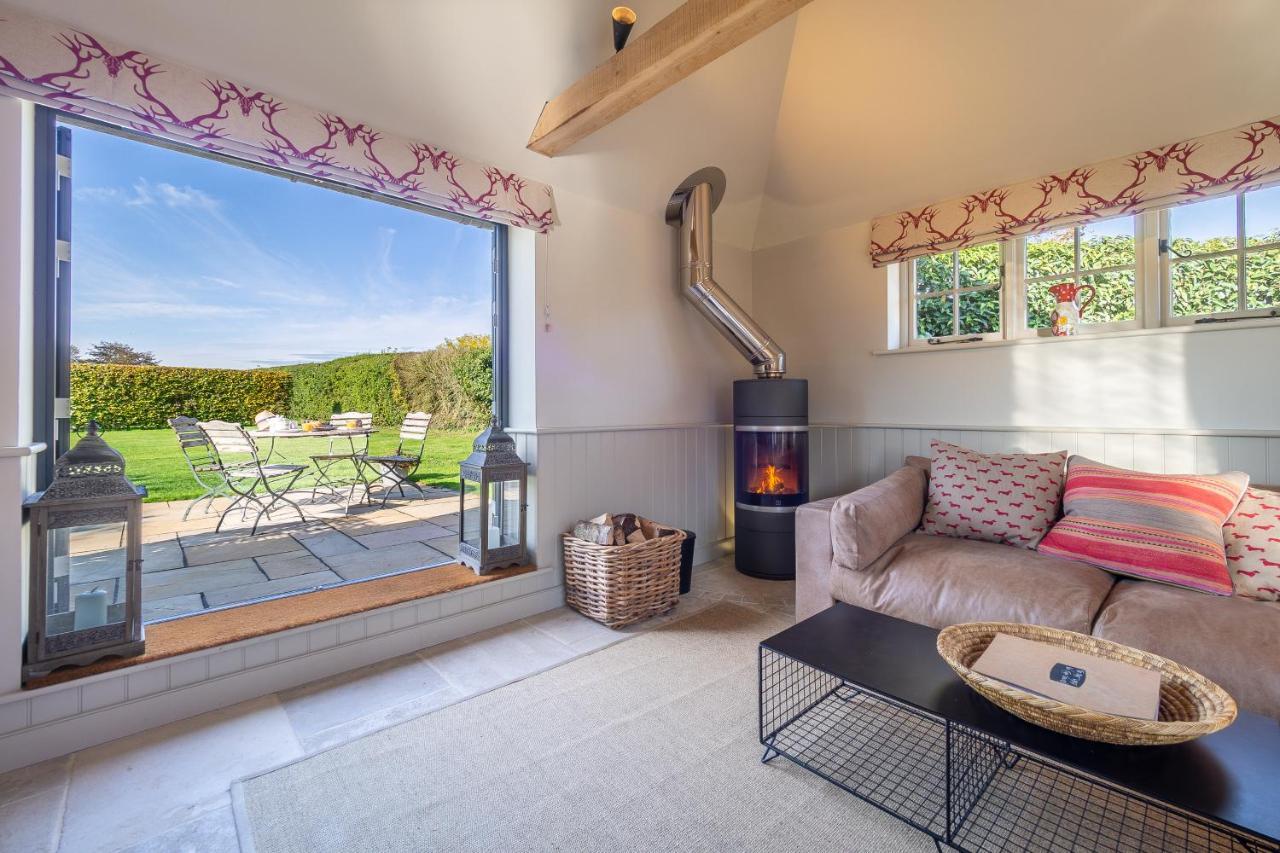 Romantic Cottage In Pretty Village With Great Pubs - Stoke Cartlodge 科尔切斯特 外观 照片