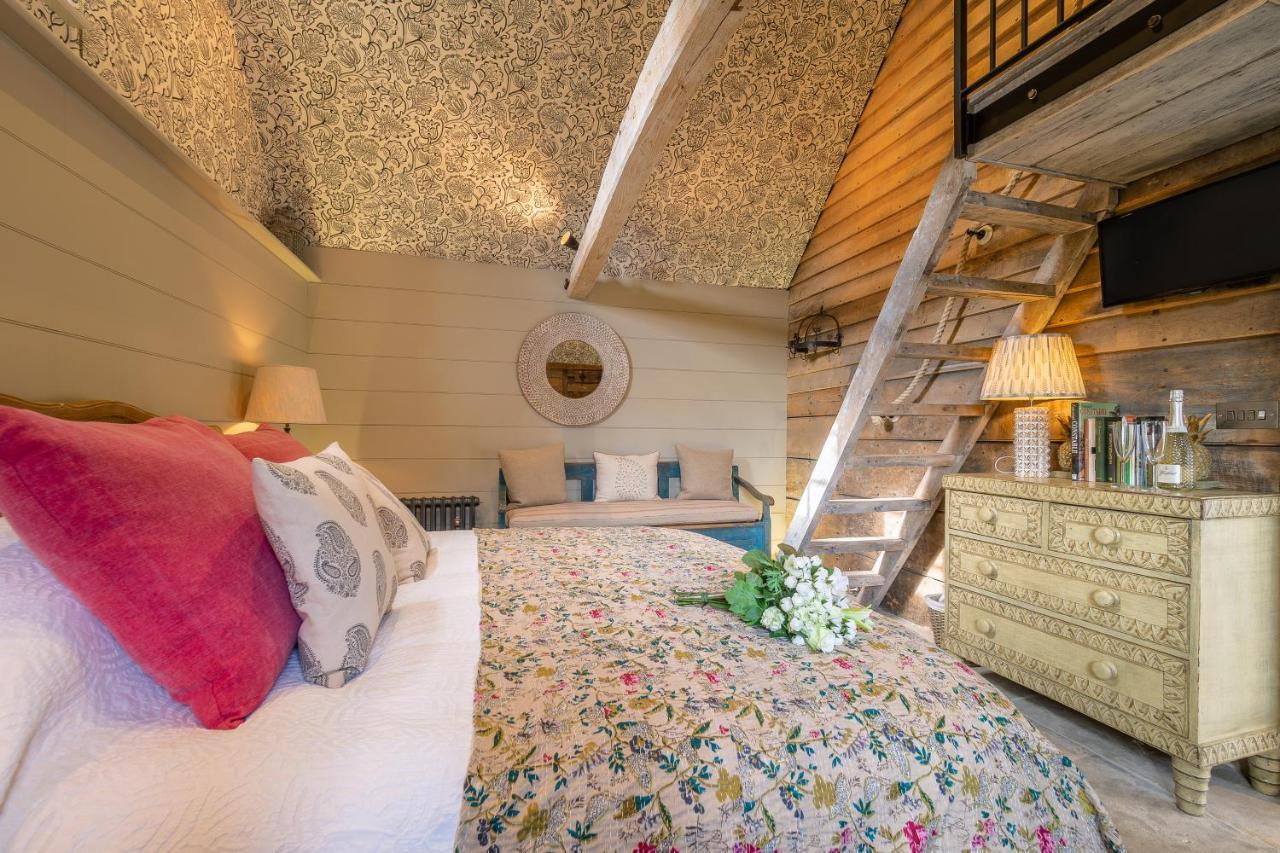 Romantic Cottage In Pretty Village With Great Pubs - Stoke Cartlodge 科尔切斯特 外观 照片