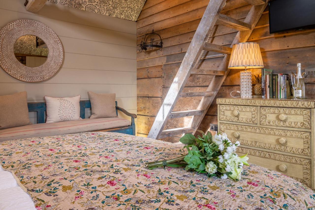 Romantic Cottage In Pretty Village With Great Pubs - Stoke Cartlodge 科尔切斯特 外观 照片